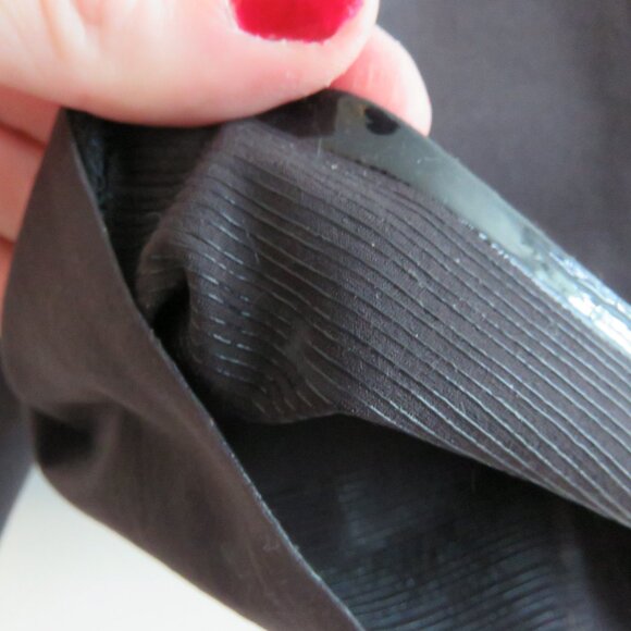 MIRACLESUIT Hi Waist Thigh Slimmer Shapewear Shorts in Black - Size 2XL NWT - Picture 4 of 11